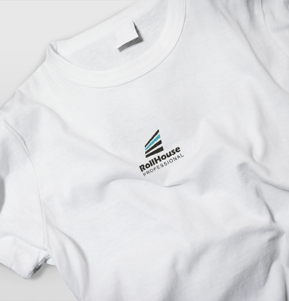 t-shirt z haftowanym logo RollHouse