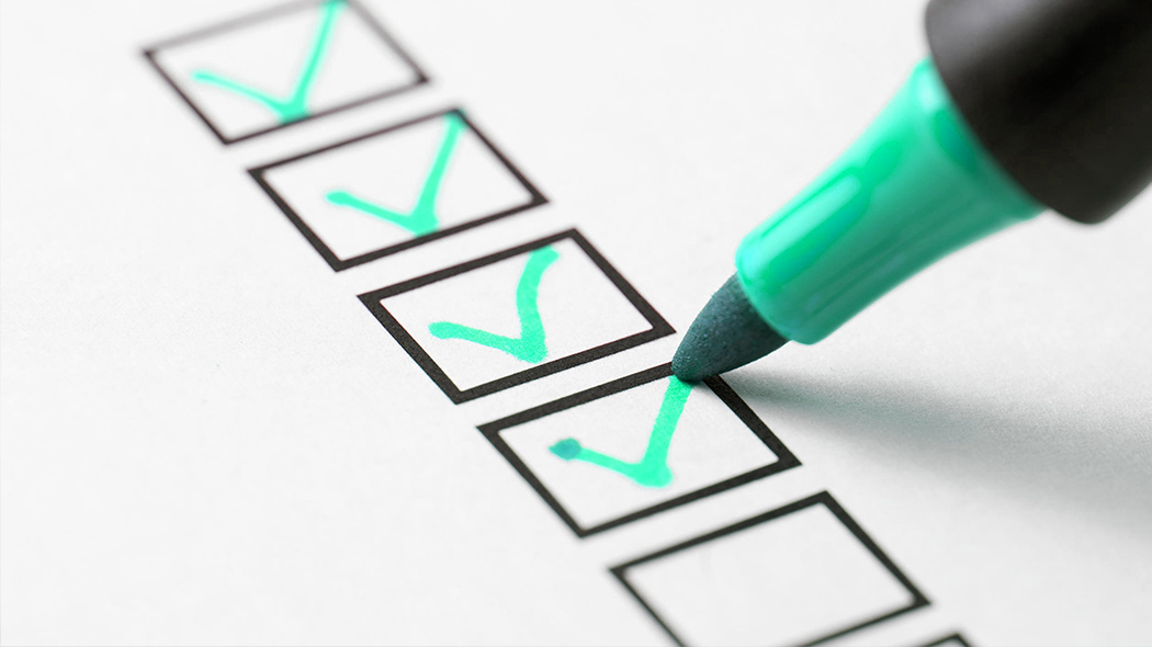 Check lista najważniejszych punktów podczas uruchomienia nowej strony internetowej tło