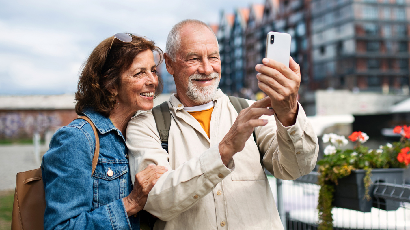 Silver marketing – co to takiego? tło