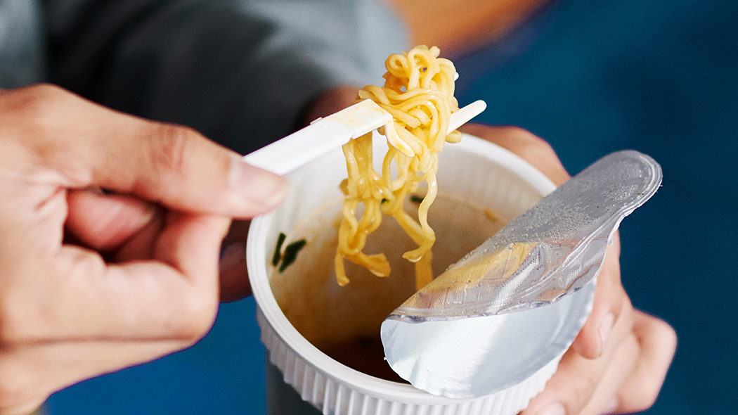 Czego instant food uczy nas o UX? tło