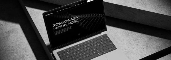 Laptop z otwartą stroną internetową bartynski.com