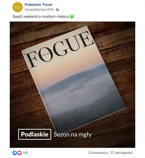 Post Podlaskie Travel na Facebooku przedstawiający okładkę fikcyjnego magazynu FOGUE ze zdjęciem zamglonego krajobrazu Podlasia i napisem Sezon na mgły