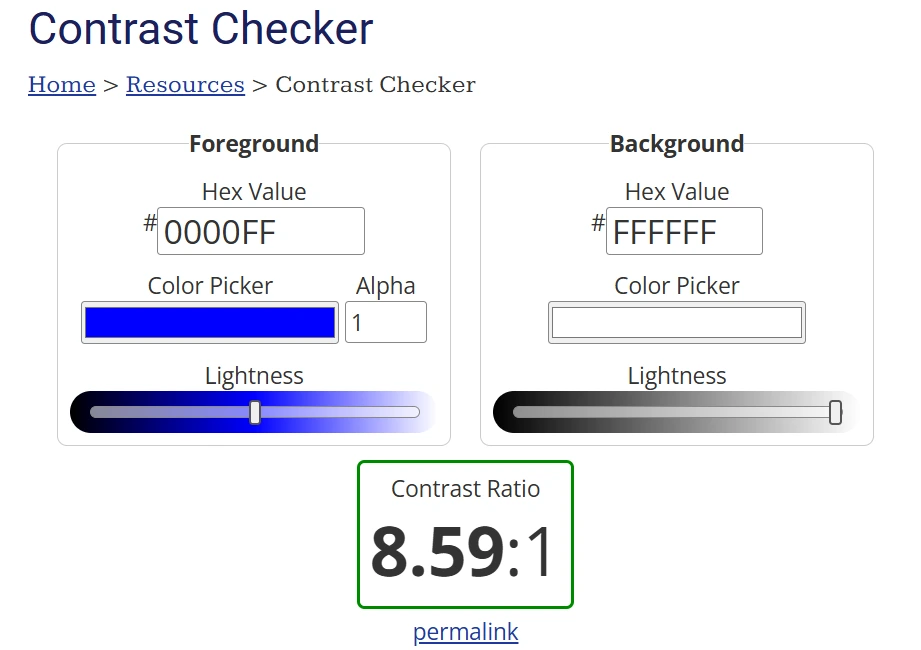 Narzędzie Contrast Checker wskazujące wynik kontrastu 8.59:1 dla niebieskiego tekstu na białym tle